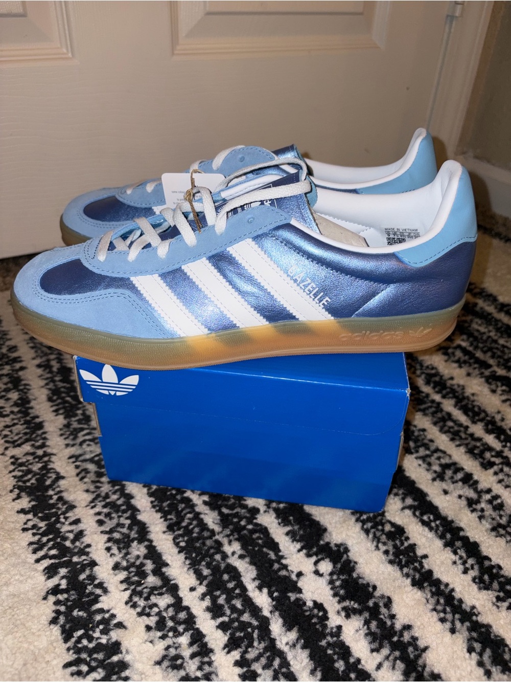 Adidas Gazelle women’s Light Blue and White Sneakers with Gum Sole - Picture 9 of 11